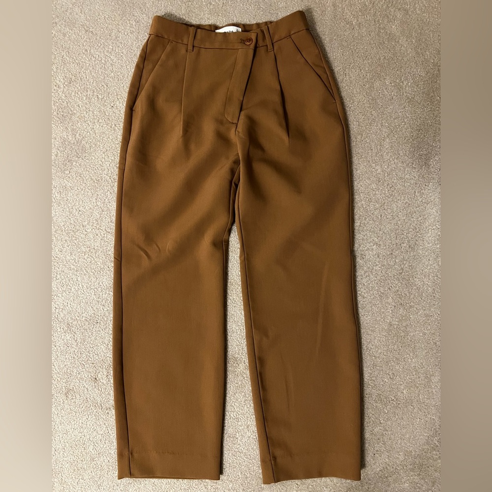 Abercrombie & Fitch Tailored Relaxed Straight Pant 27S.